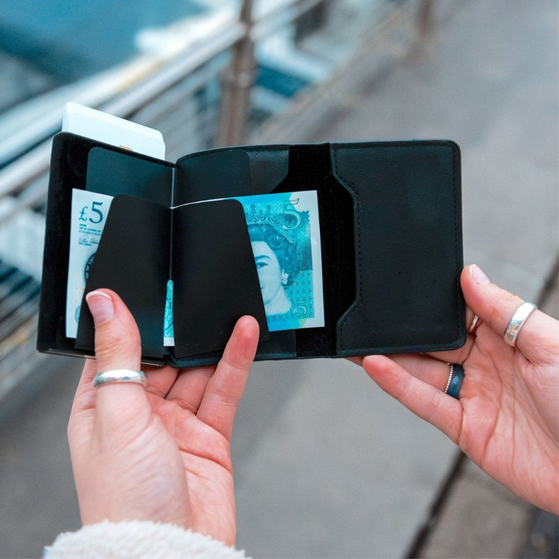 EVOO AirTag Slide Wallet